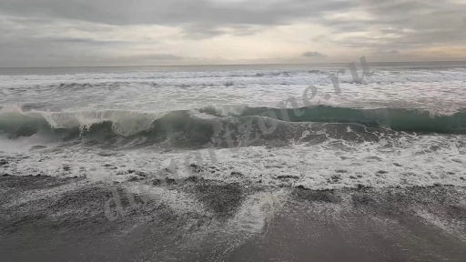 Видео бурлящего океана с разрешением 1920 х 1080. 13 секунд