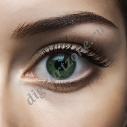 Зеленый женский глаз огромного разрешения