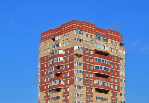 Кирпичный жилой дом