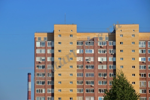 Кирпичный жилой дом