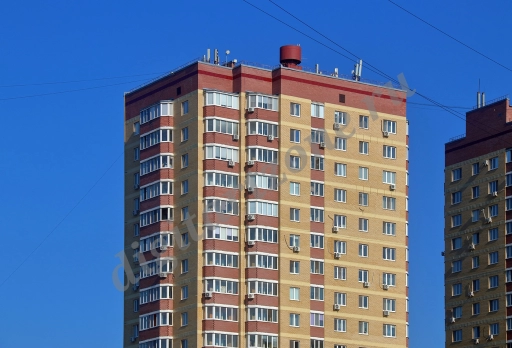 Кирпичный жилой дом