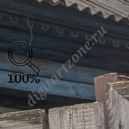 Крыши старых домов (2 фото)